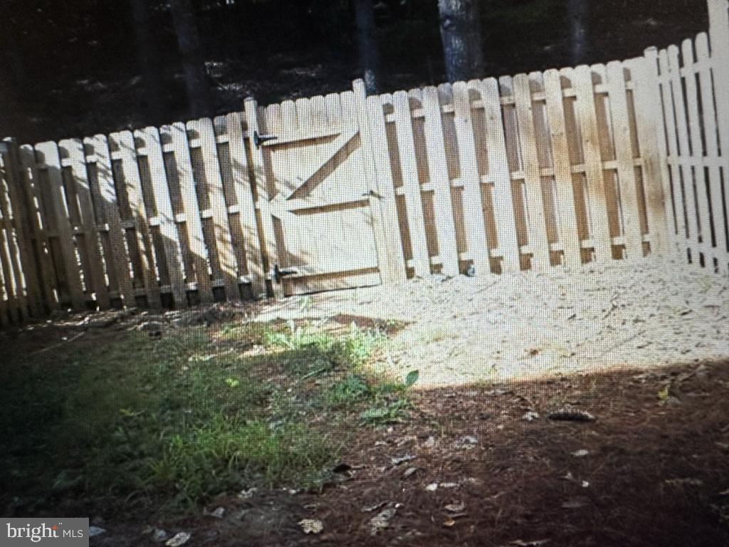 WAYSIDE VILLAGE - Residential