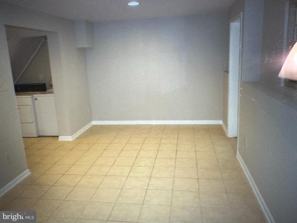 WAYSIDE VILLAGE - Residential