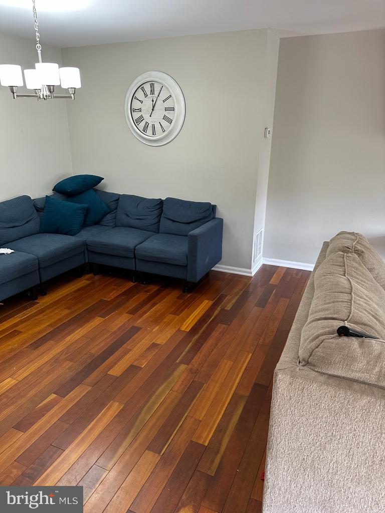 WAYSIDE VILLAGE - Residential