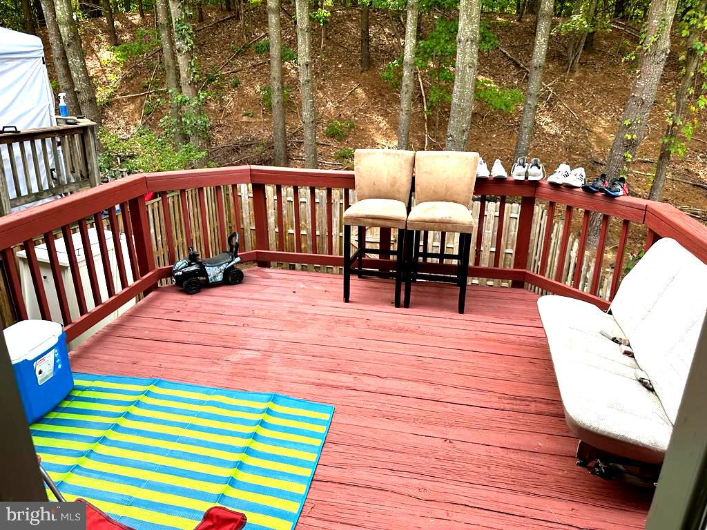 WAYSIDE VILLAGE - Residential