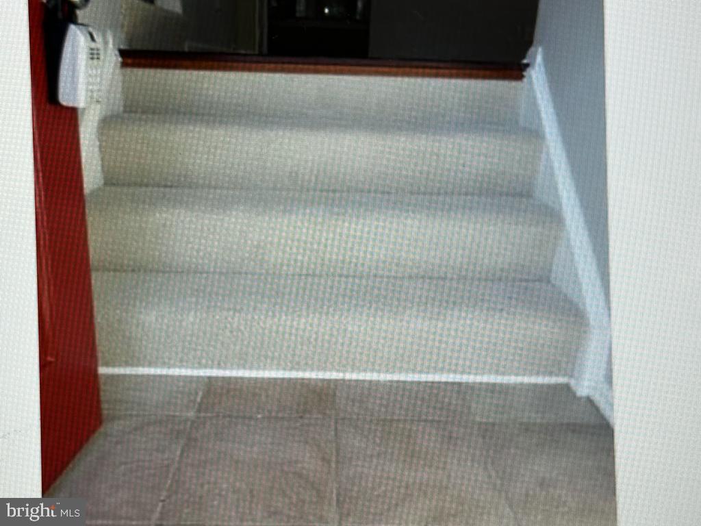 WAYSIDE VILLAGE - Residential