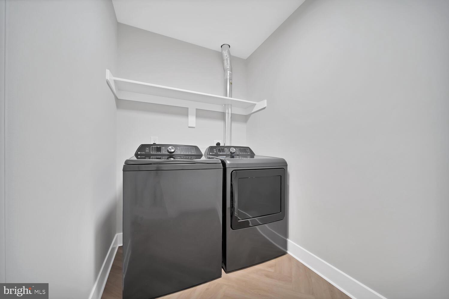 ROBIN GLEN - Residential