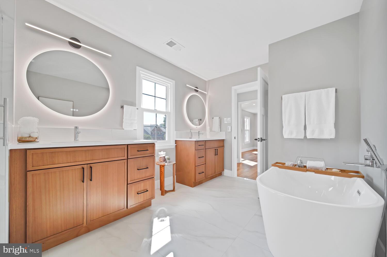 ROBIN GLEN - Residential