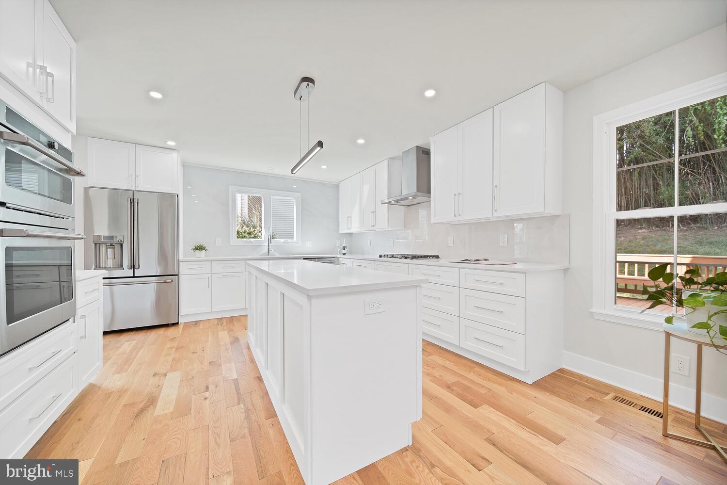 ROBIN GLEN - Residential