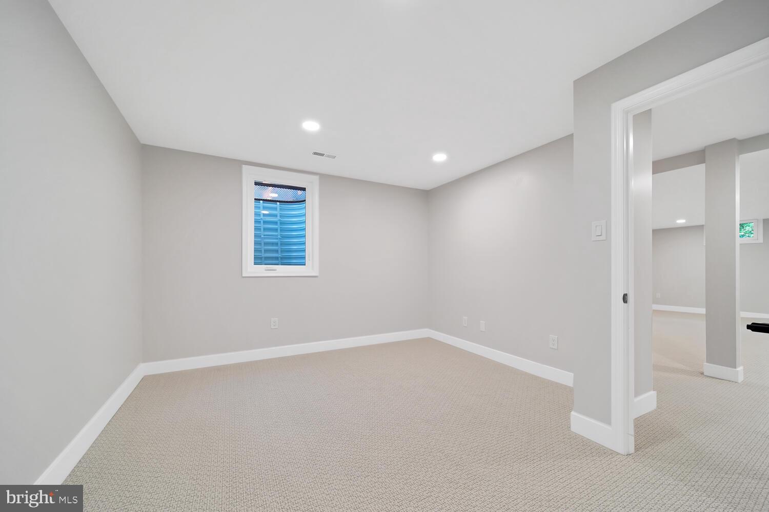 ROBIN GLEN - Residential