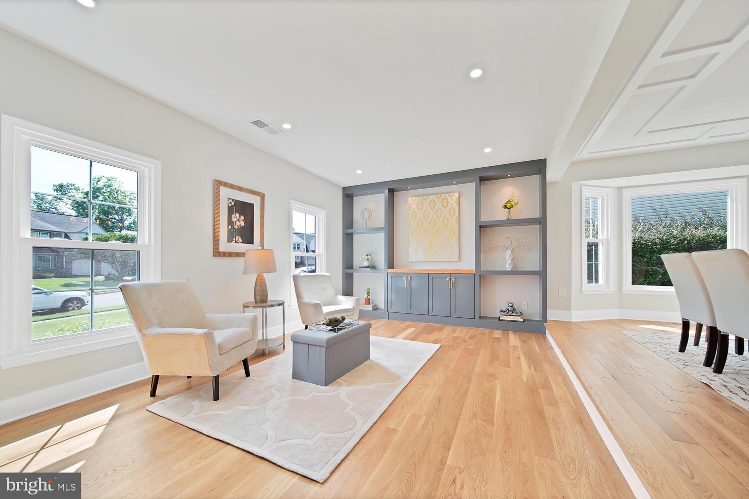 ROBIN GLEN - Residential