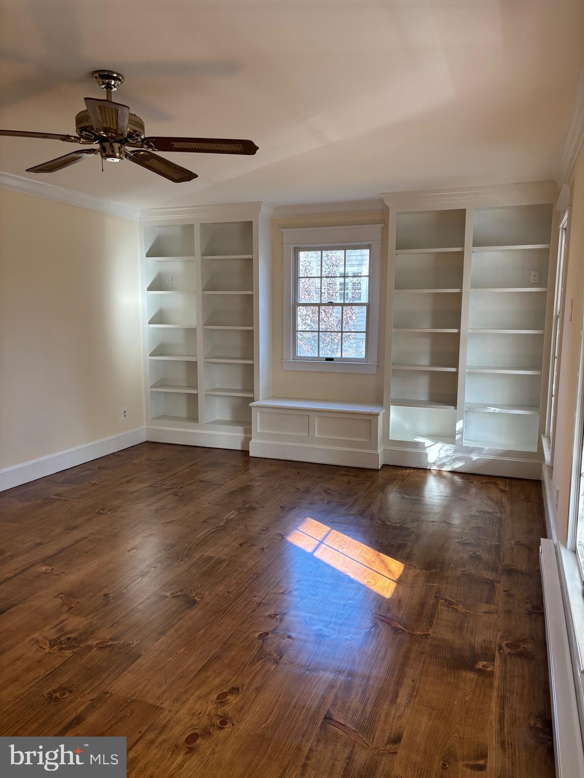 LINDAMOOR - Residential