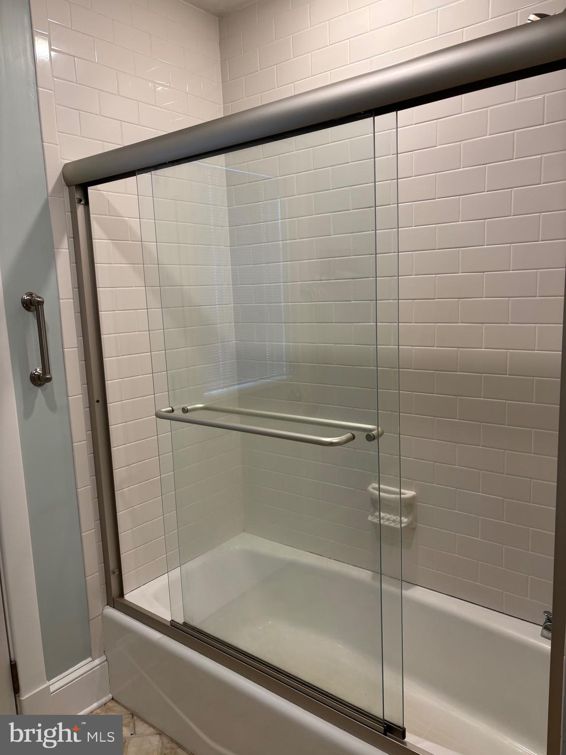 LINDAMOOR - Residential