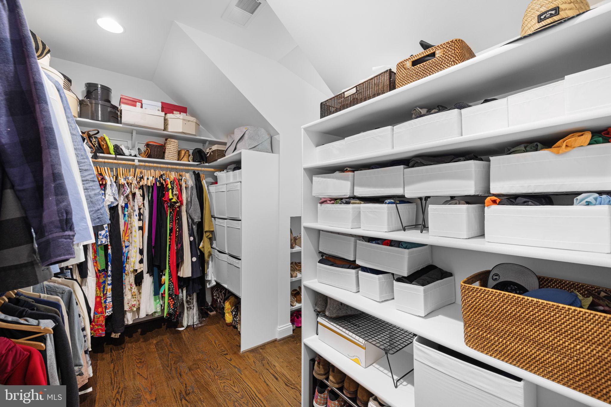 DEVONSHIRE - Residential