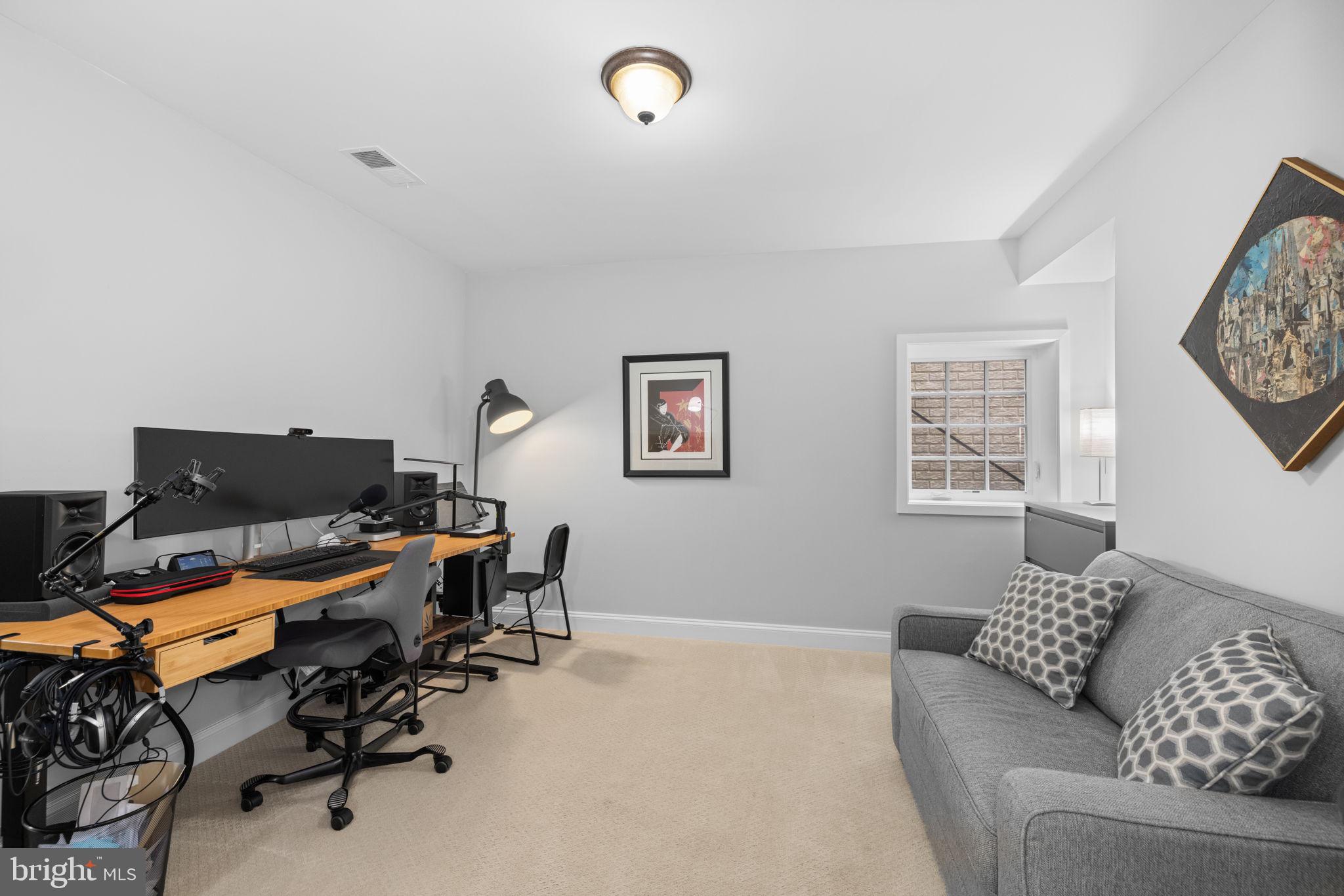 DEVONSHIRE - Residential