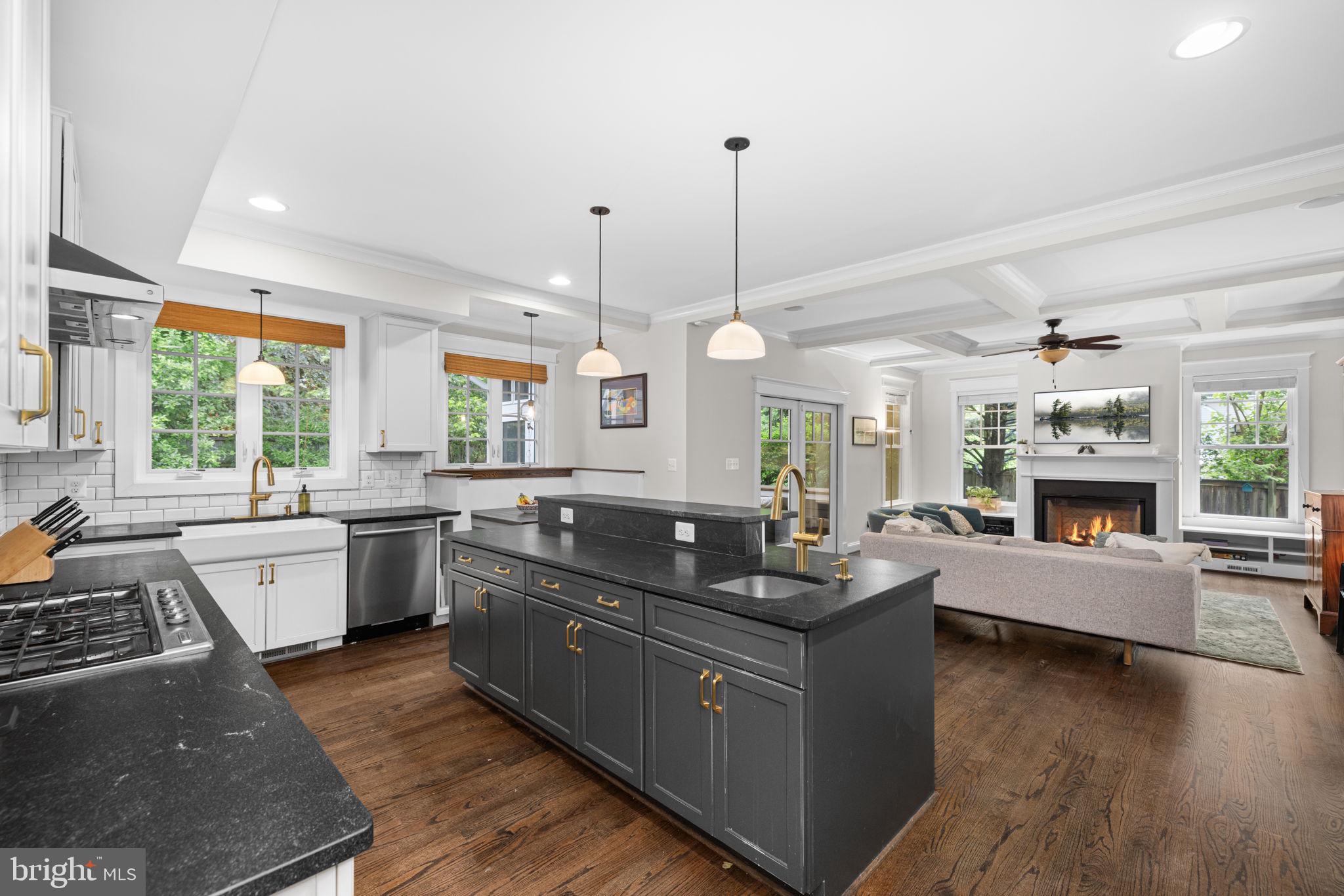 DEVONSHIRE - Residential