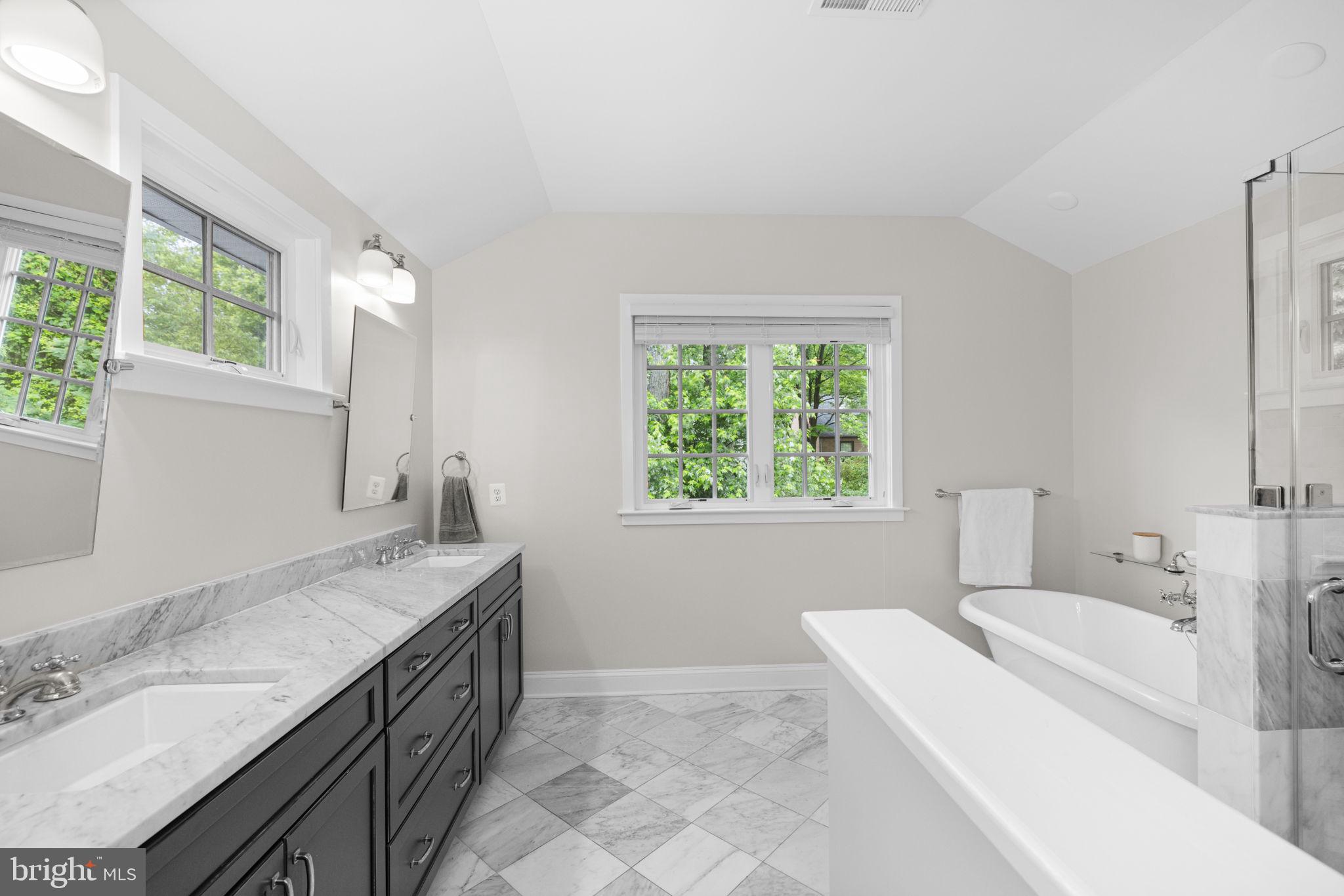 DEVONSHIRE - Residential