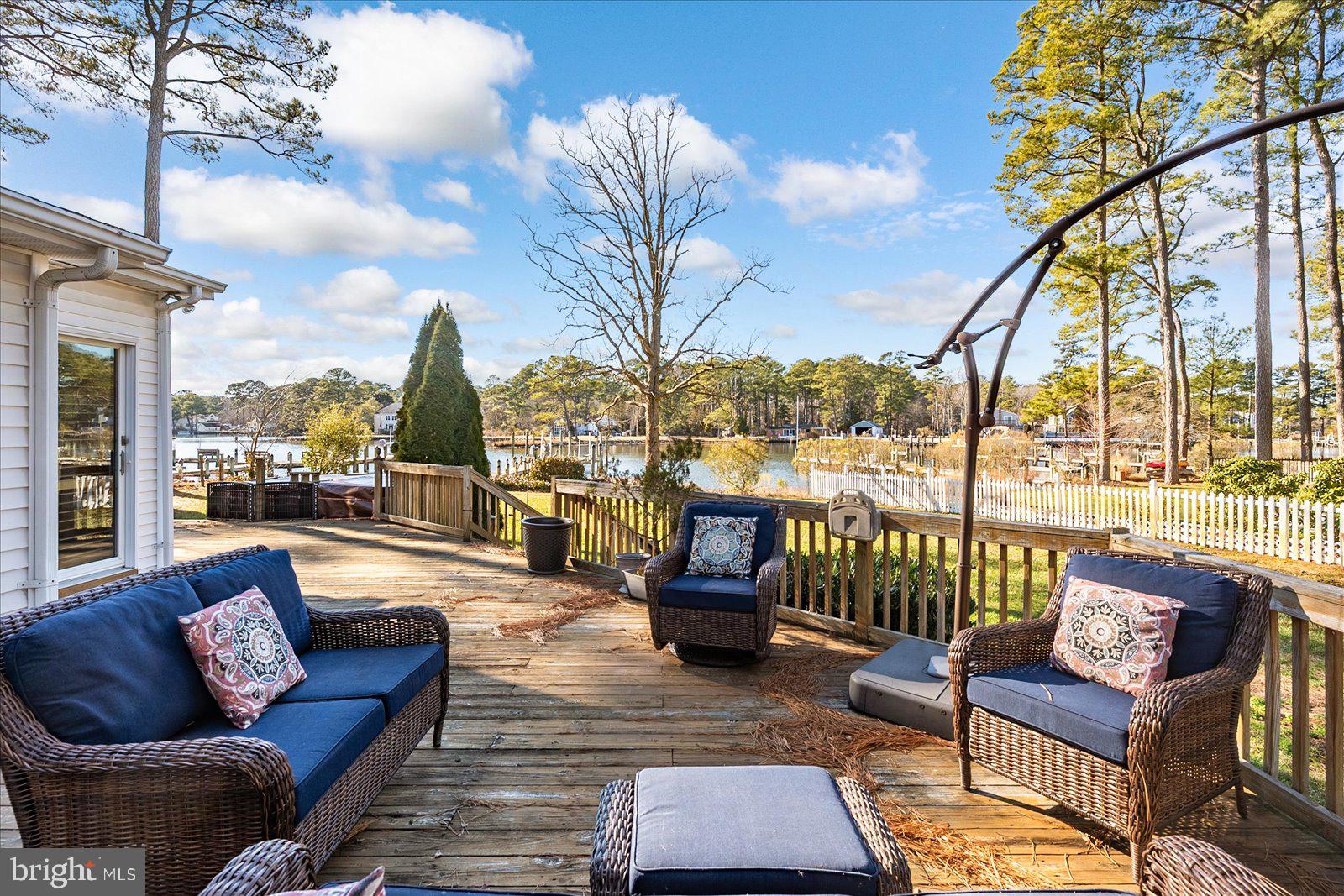 CHARLES LEWIS FARM - Residential