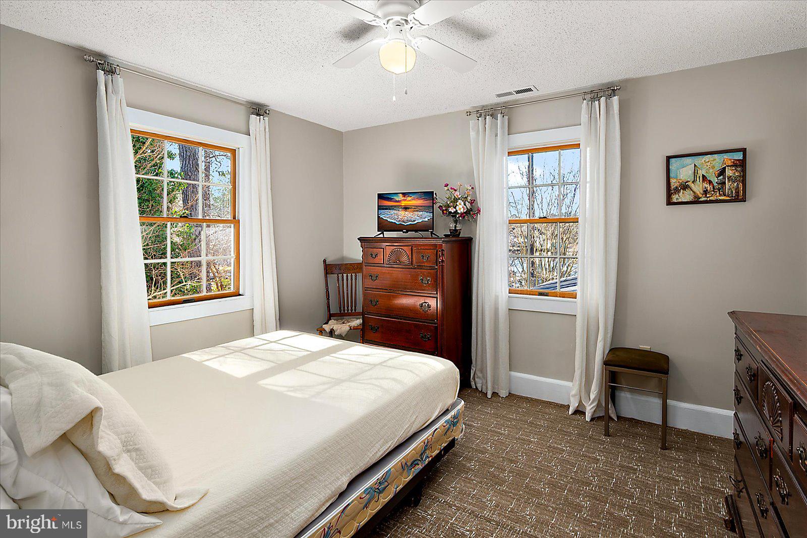 CHARLES LEWIS FARM - Residential