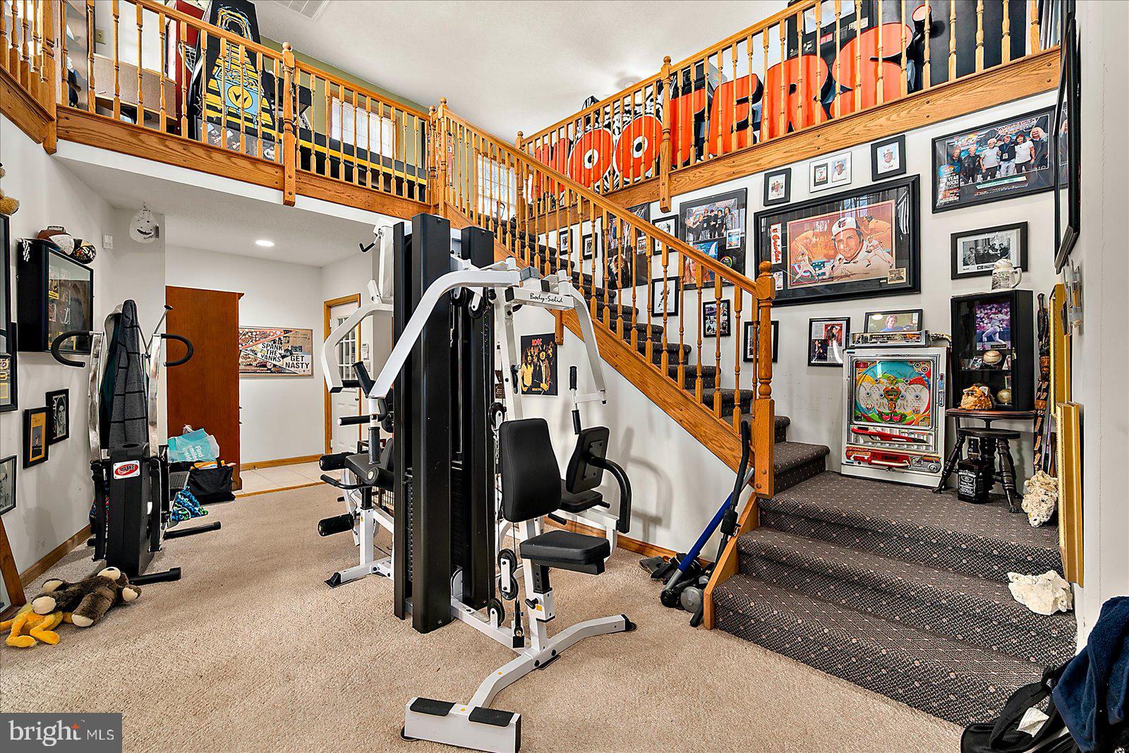 CHARLES LEWIS FARM - Residential