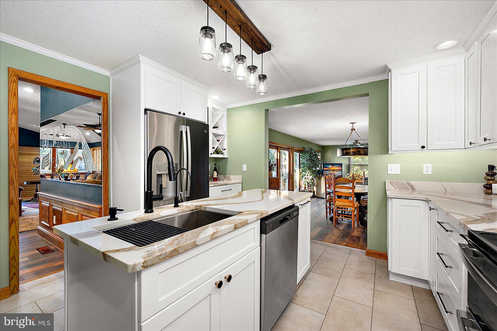 CHARLES LEWIS FARM - Residential