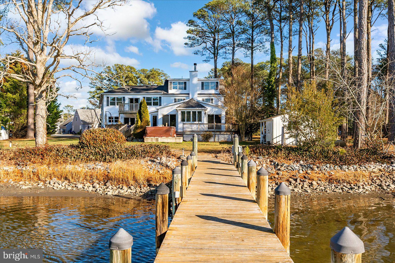 CHARLES LEWIS FARM - Residential