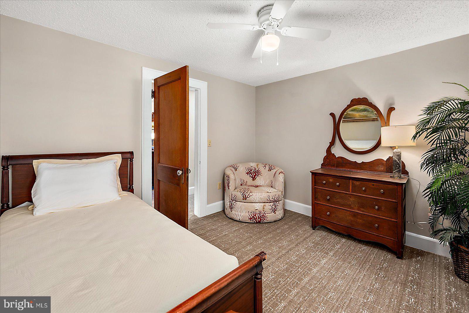 CHARLES LEWIS FARM - Residential