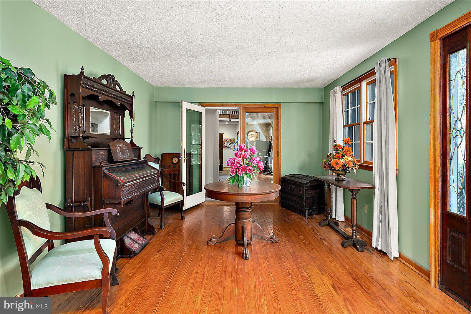 CHARLES LEWIS FARM - Residential