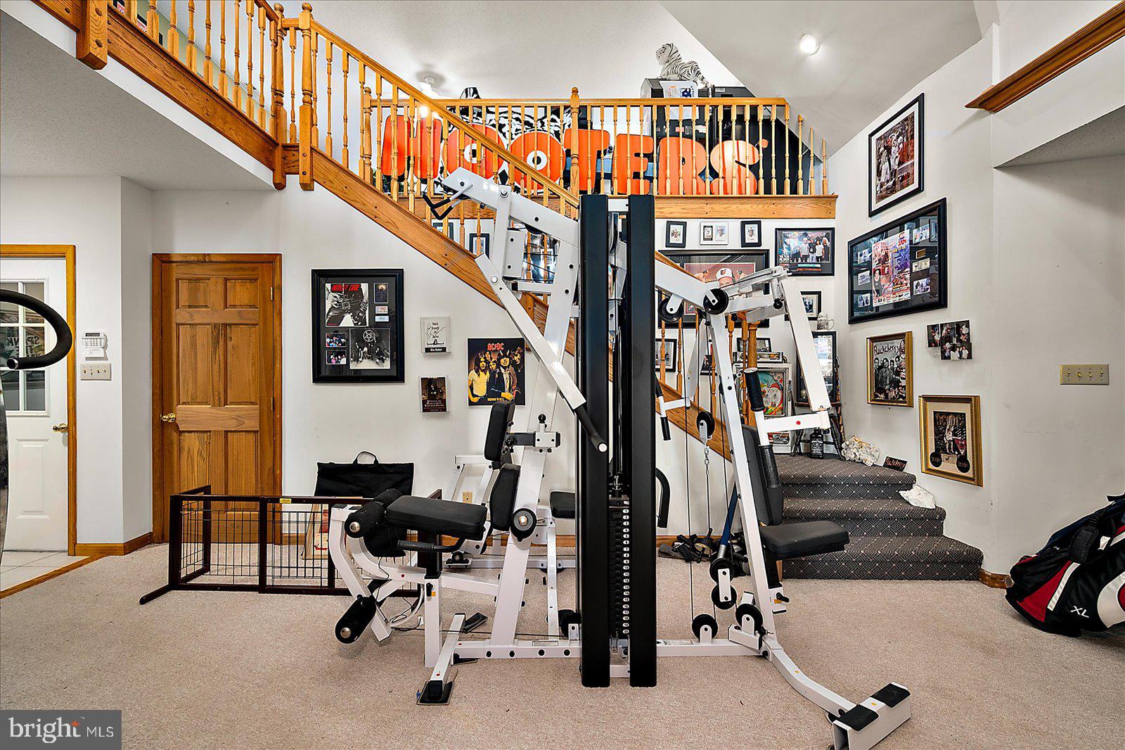 CHARLES LEWIS FARM - Residential