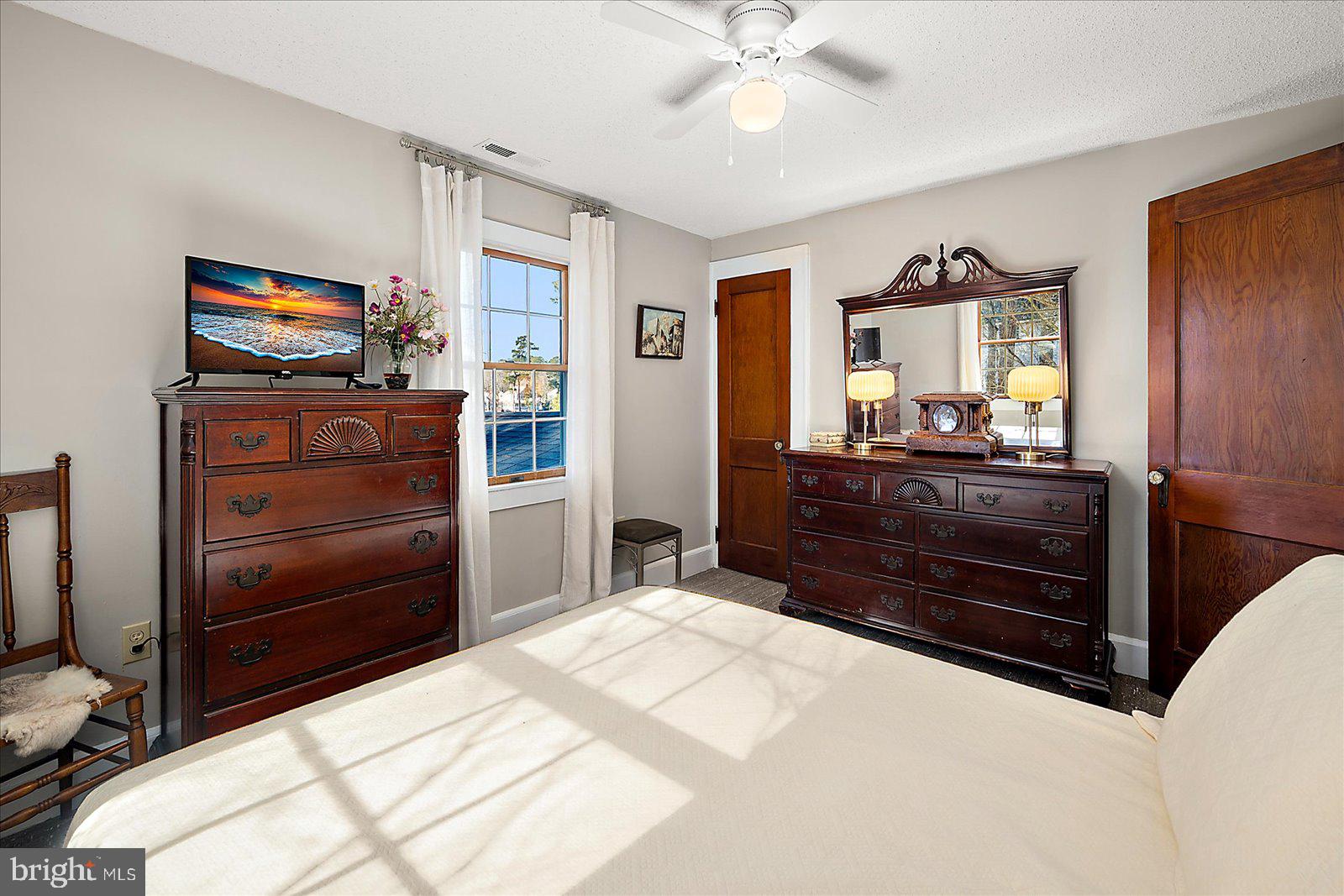 CHARLES LEWIS FARM - Residential