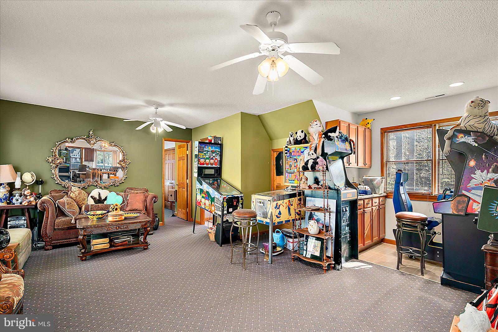 CHARLES LEWIS FARM - Residential