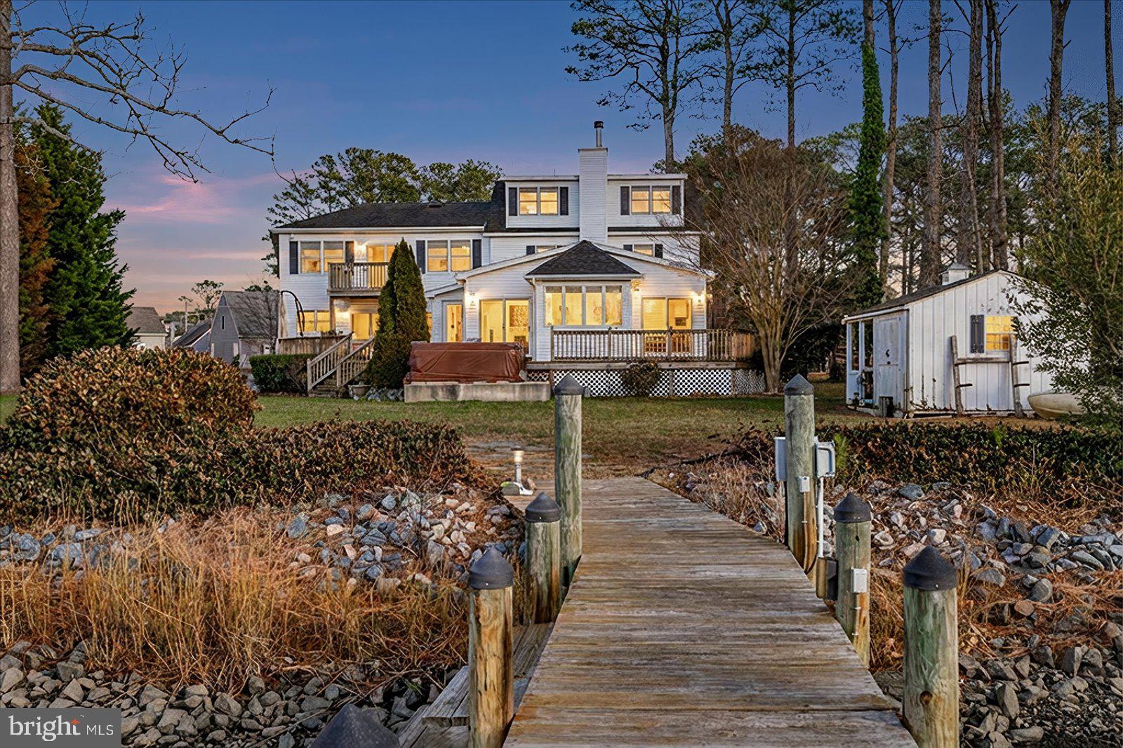 CHARLES LEWIS FARM - Residential