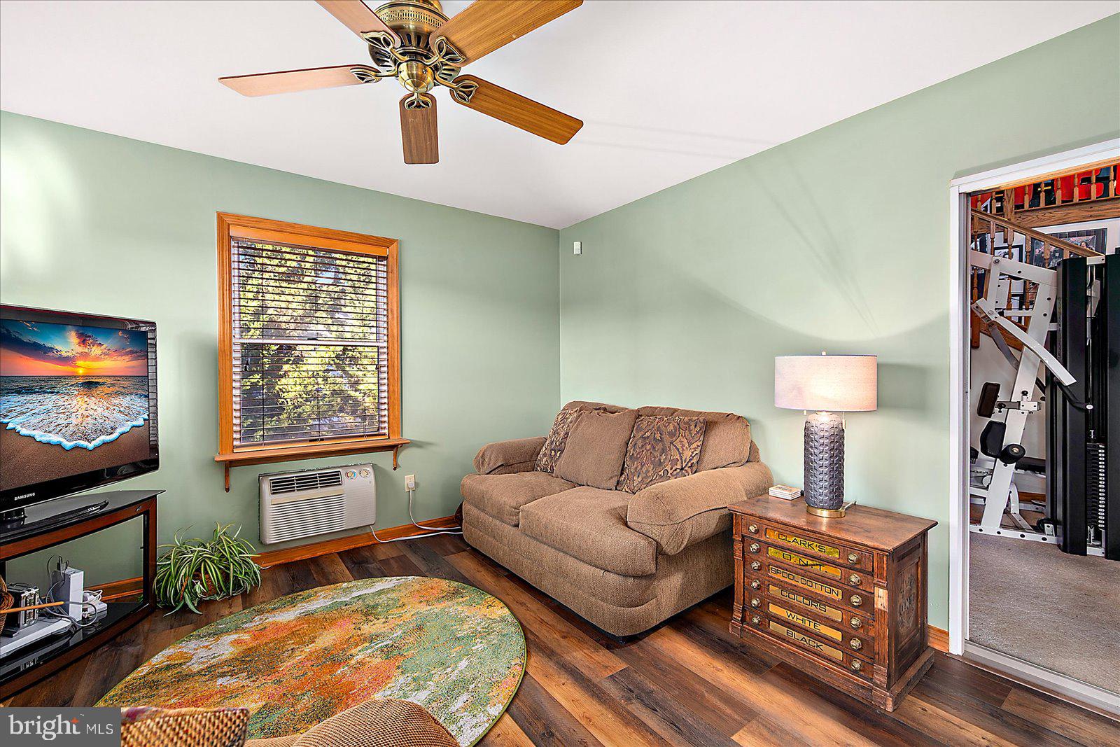 CHARLES LEWIS FARM - Residential