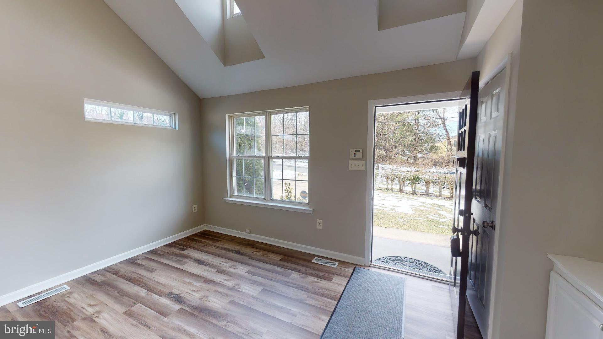 HARRIS HEIGHTS - Residential