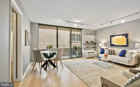 MLS: DCDC2266918