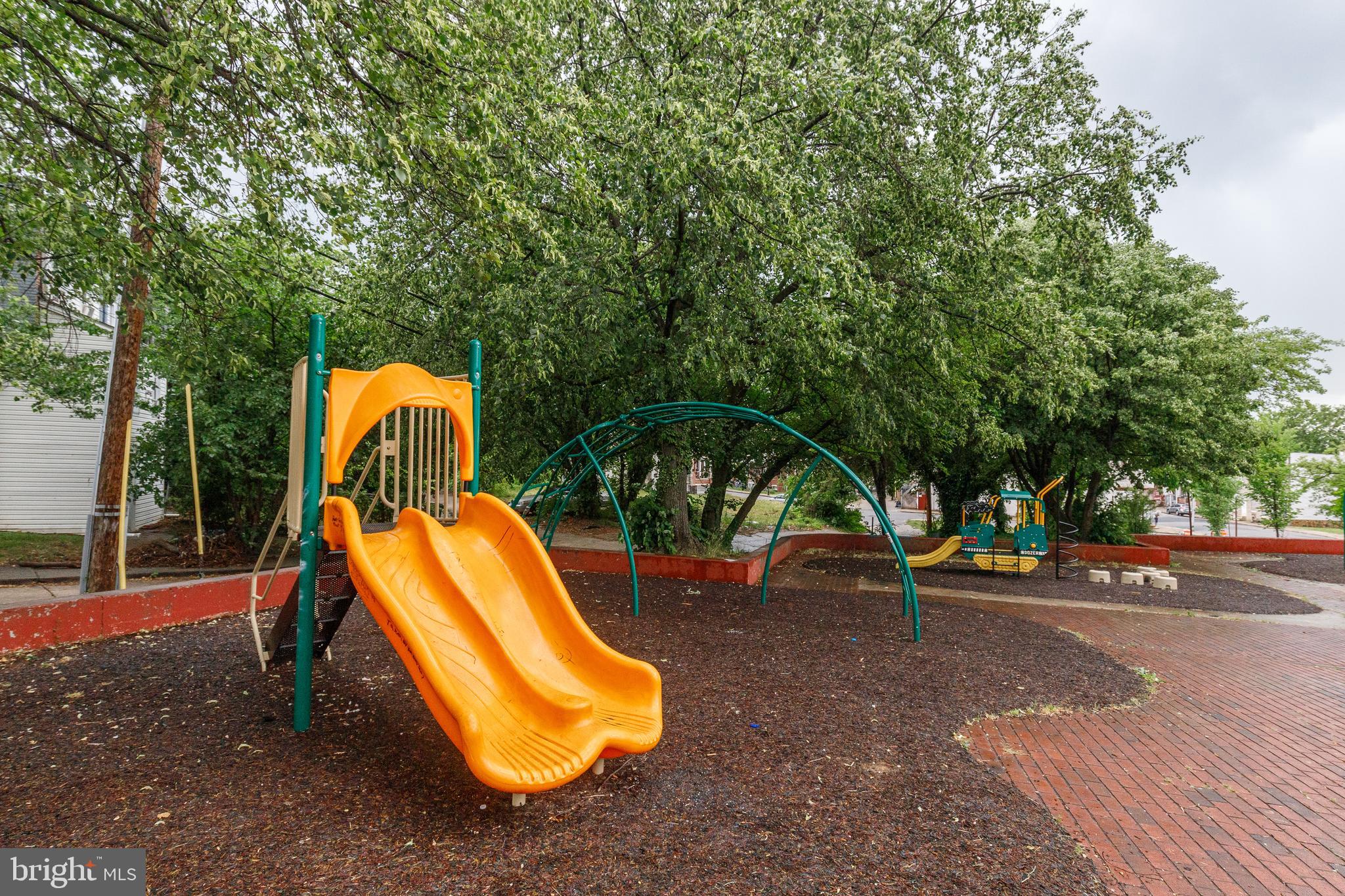 CLIFTON PARK - Residential