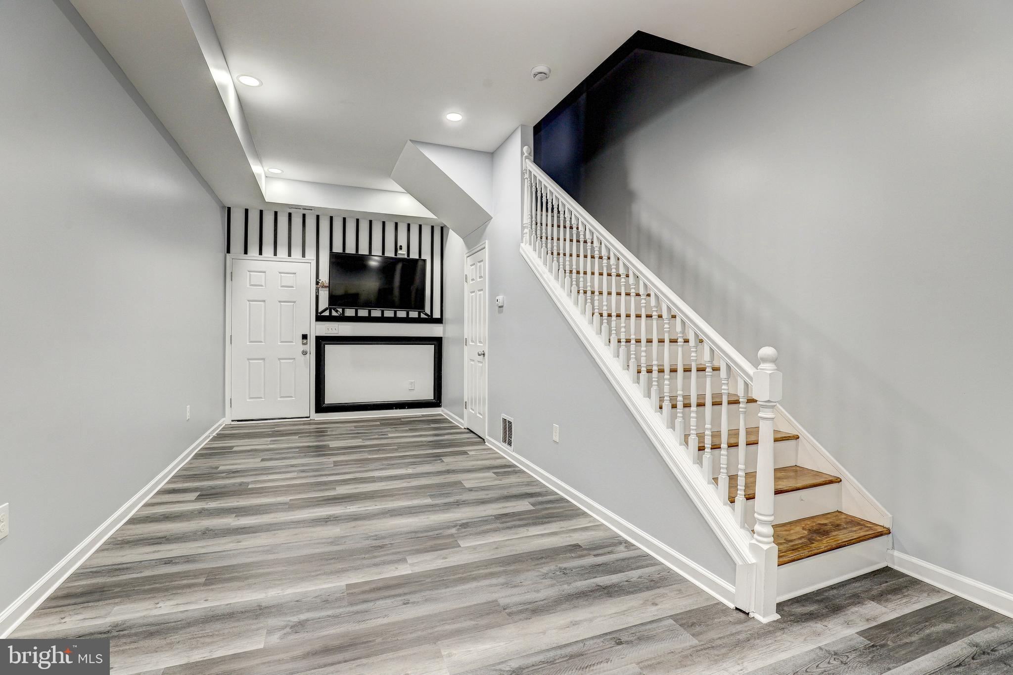 CLIFTON PARK - Residential