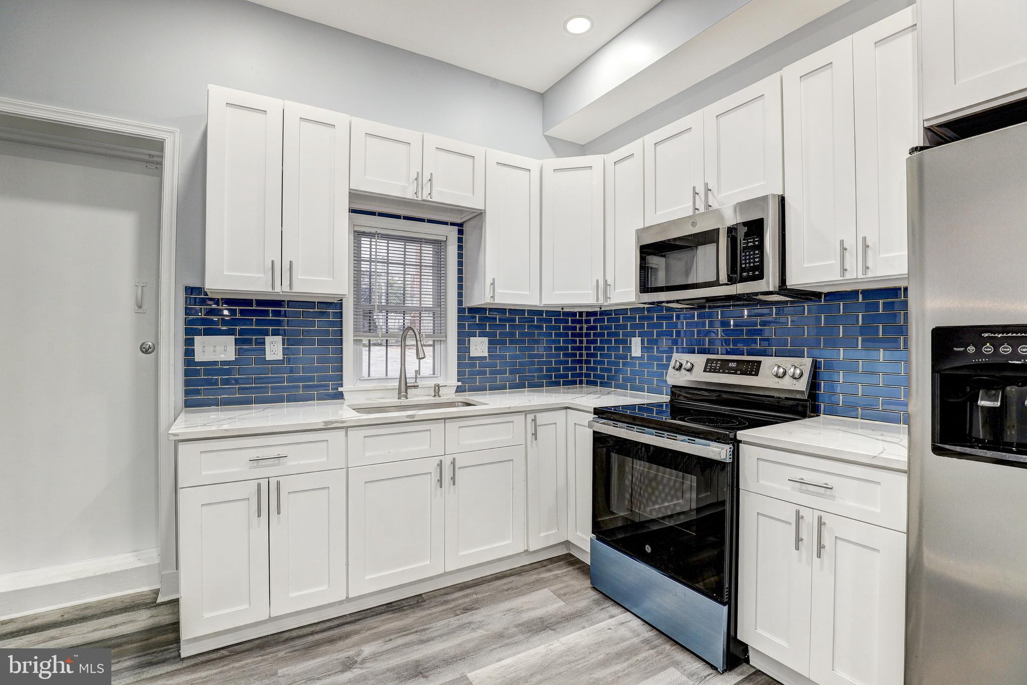 CLIFTON PARK - Residential