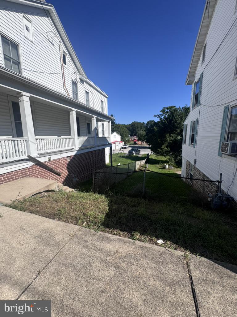 22 W MAIN STREET