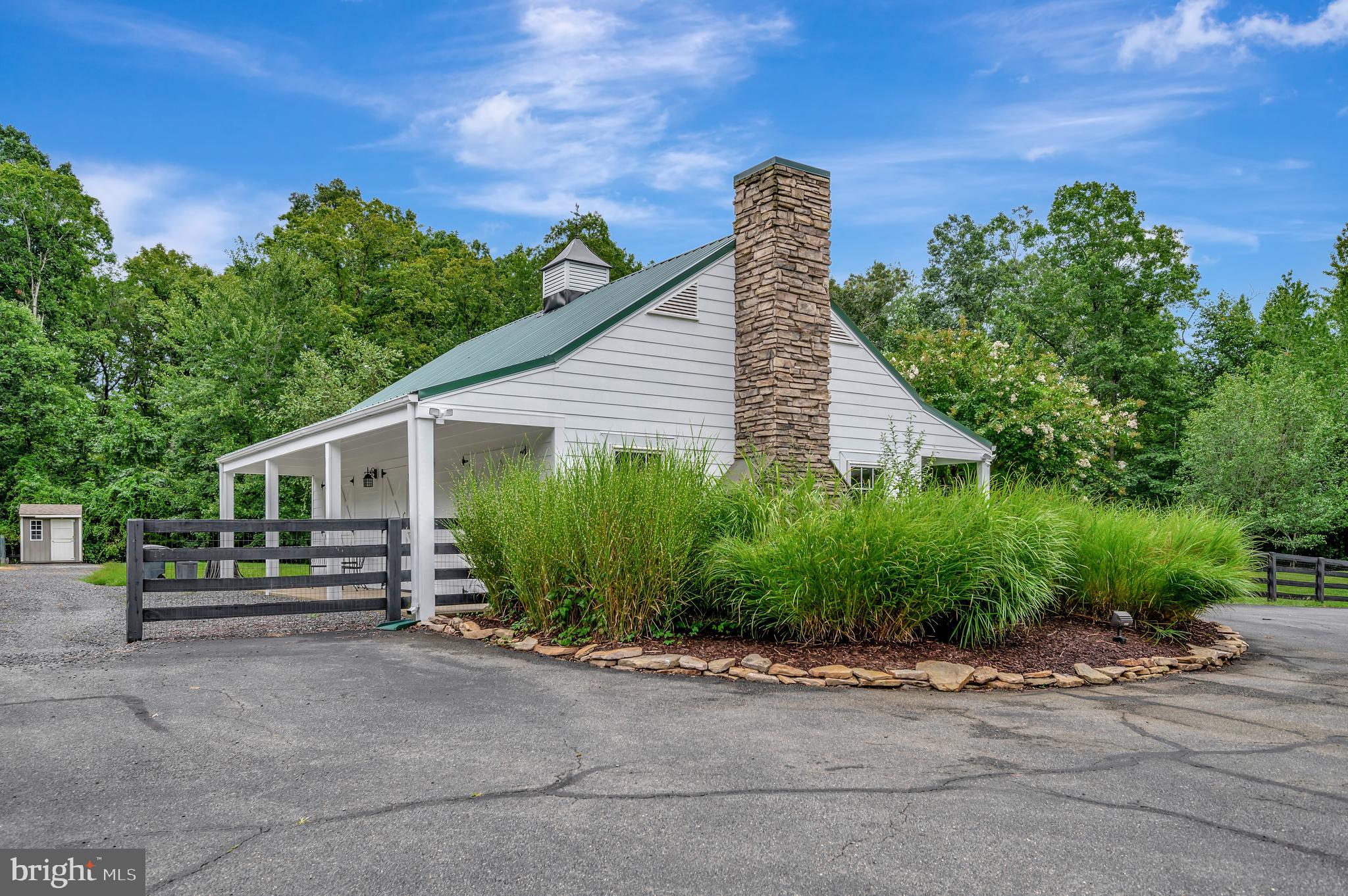 FAWN LAKE - Residential