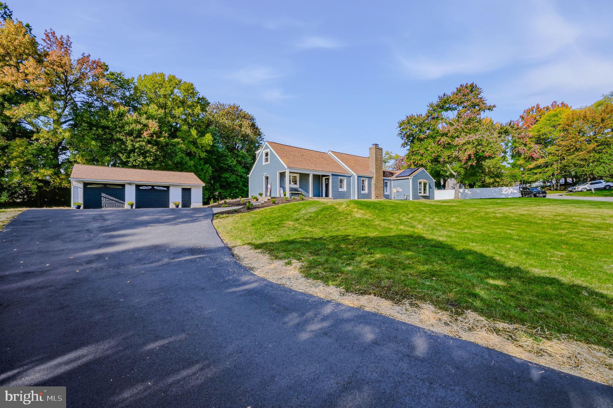 218 SEMINOLE DRIVE