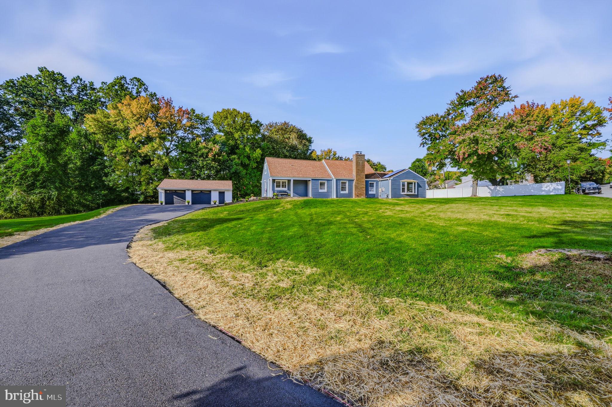 218 SEMINOLE DRIVE