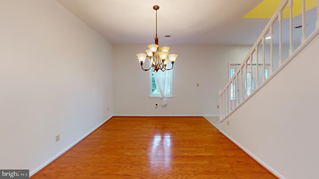 LAKEWOOD - Residential Lease