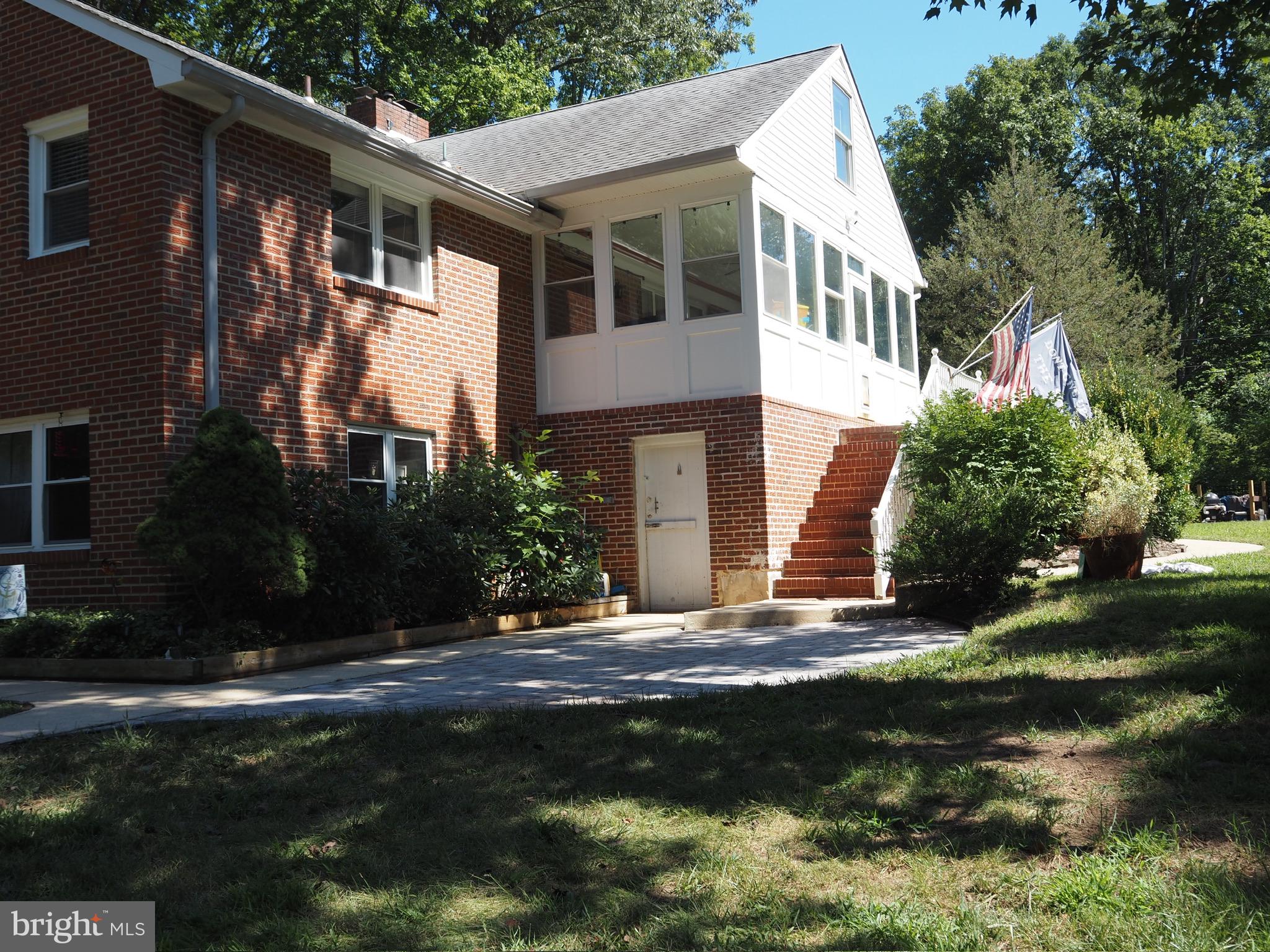 HAMBLETON ESTATES - Residential Lease