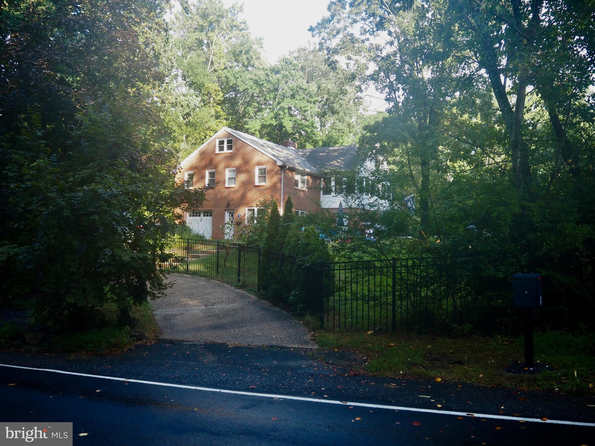 HAMBLETON ESTATES - Residential Lease