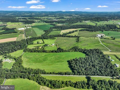 250 GOOSEVILLE ROAD NEW OXFORD PA 17350