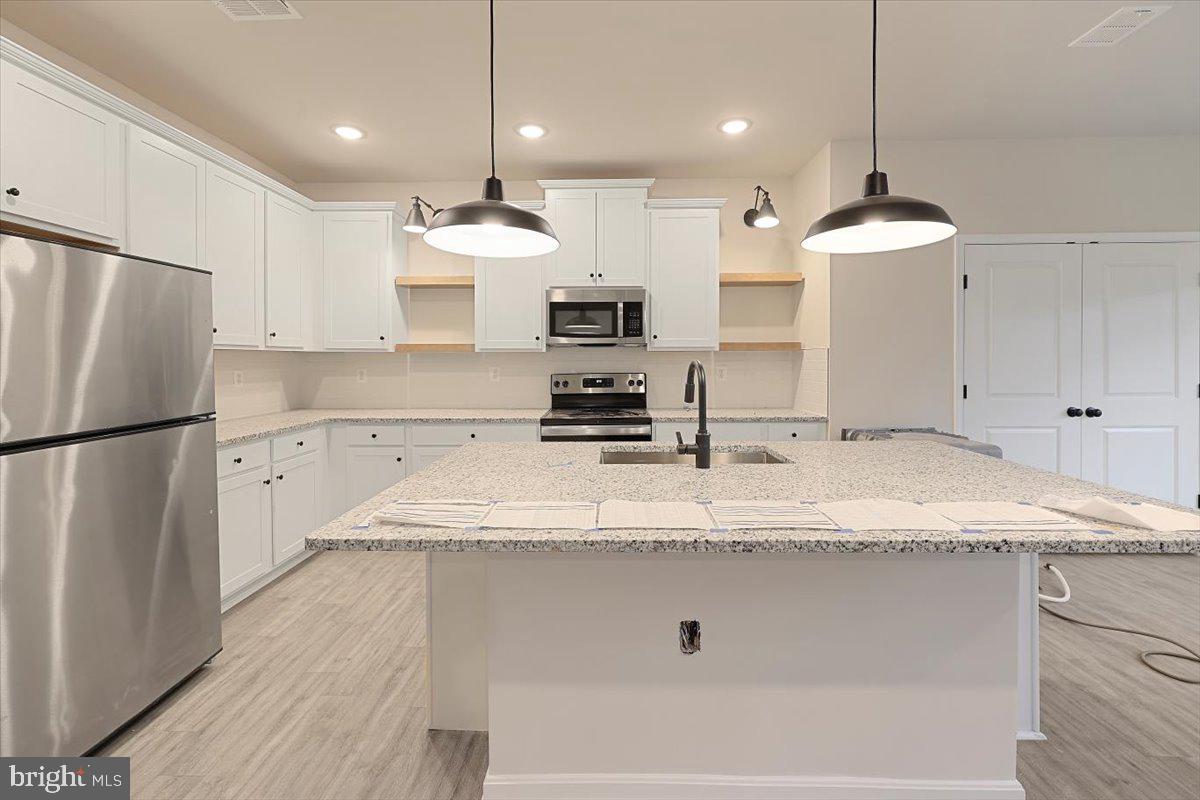 DILLON FARM - Residential