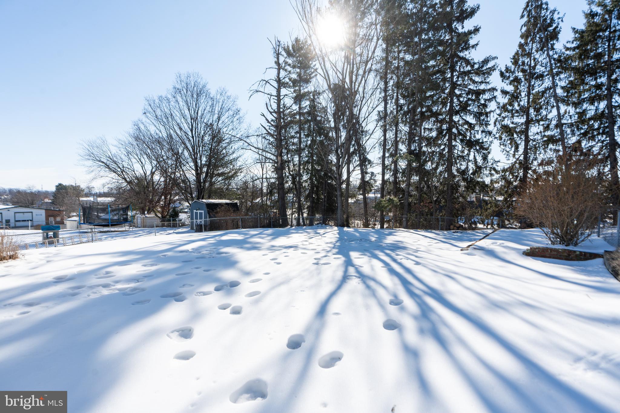 HILLCREST - Residential