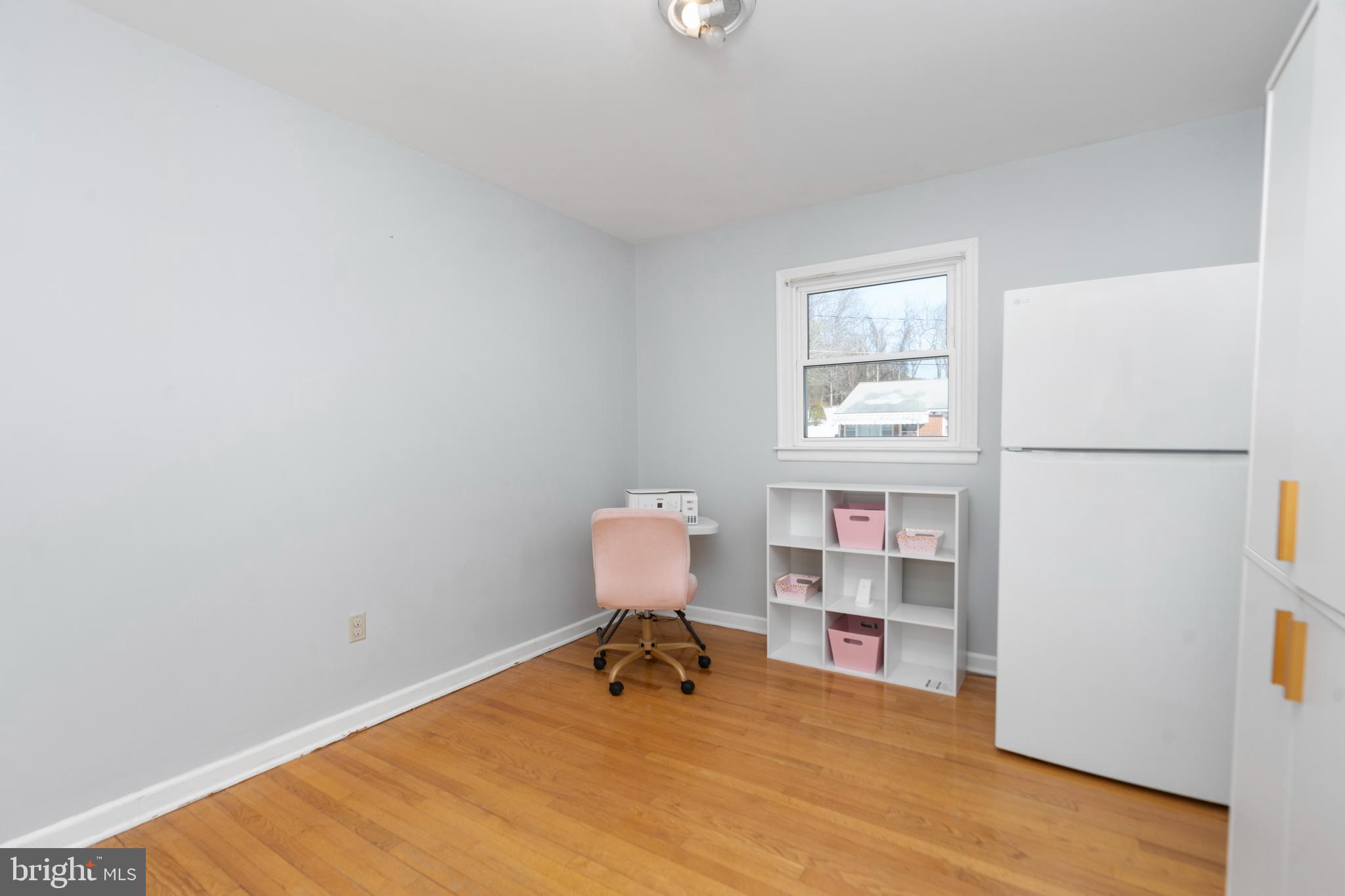 HILLCREST - Residential