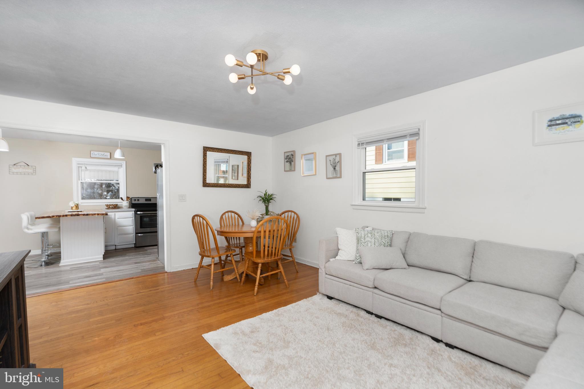 HILLCREST - Residential