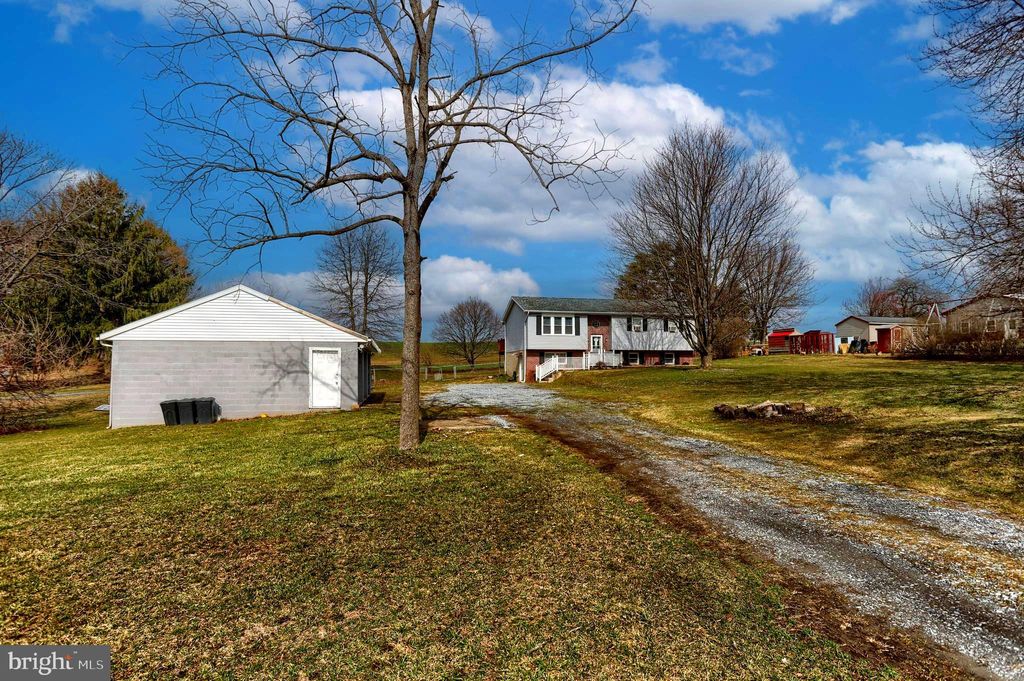 Photo of 447 Beagle Road, MYERSTOWN, PA 17067 (MLS # PALN2024776)