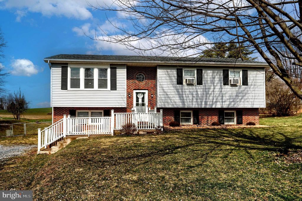 Photo of 447 Beagle Road, MYERSTOWN, PA 17067 (MLS # PALN2024776)