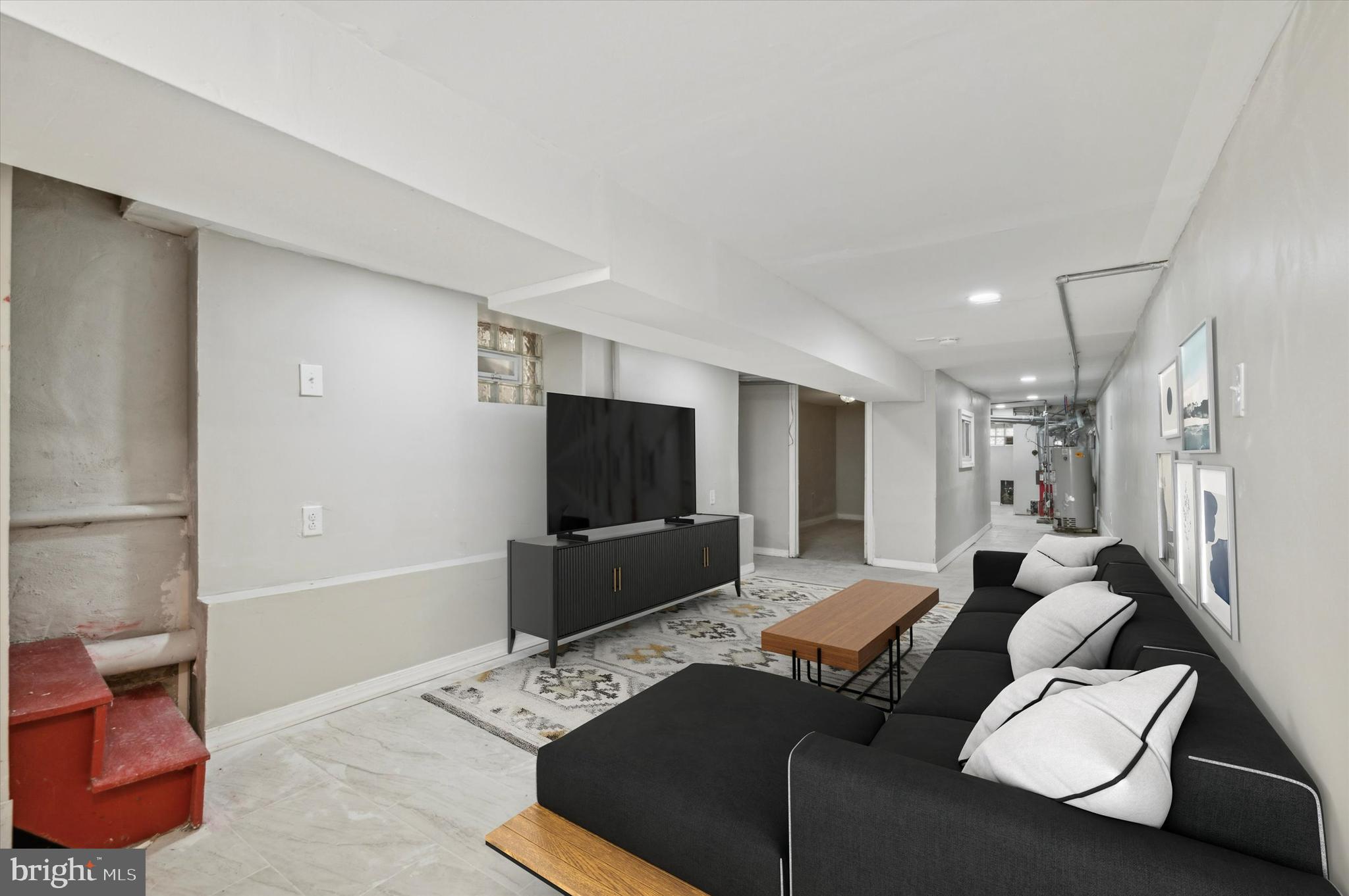 PHILADELPHIA (WEST) - Residential