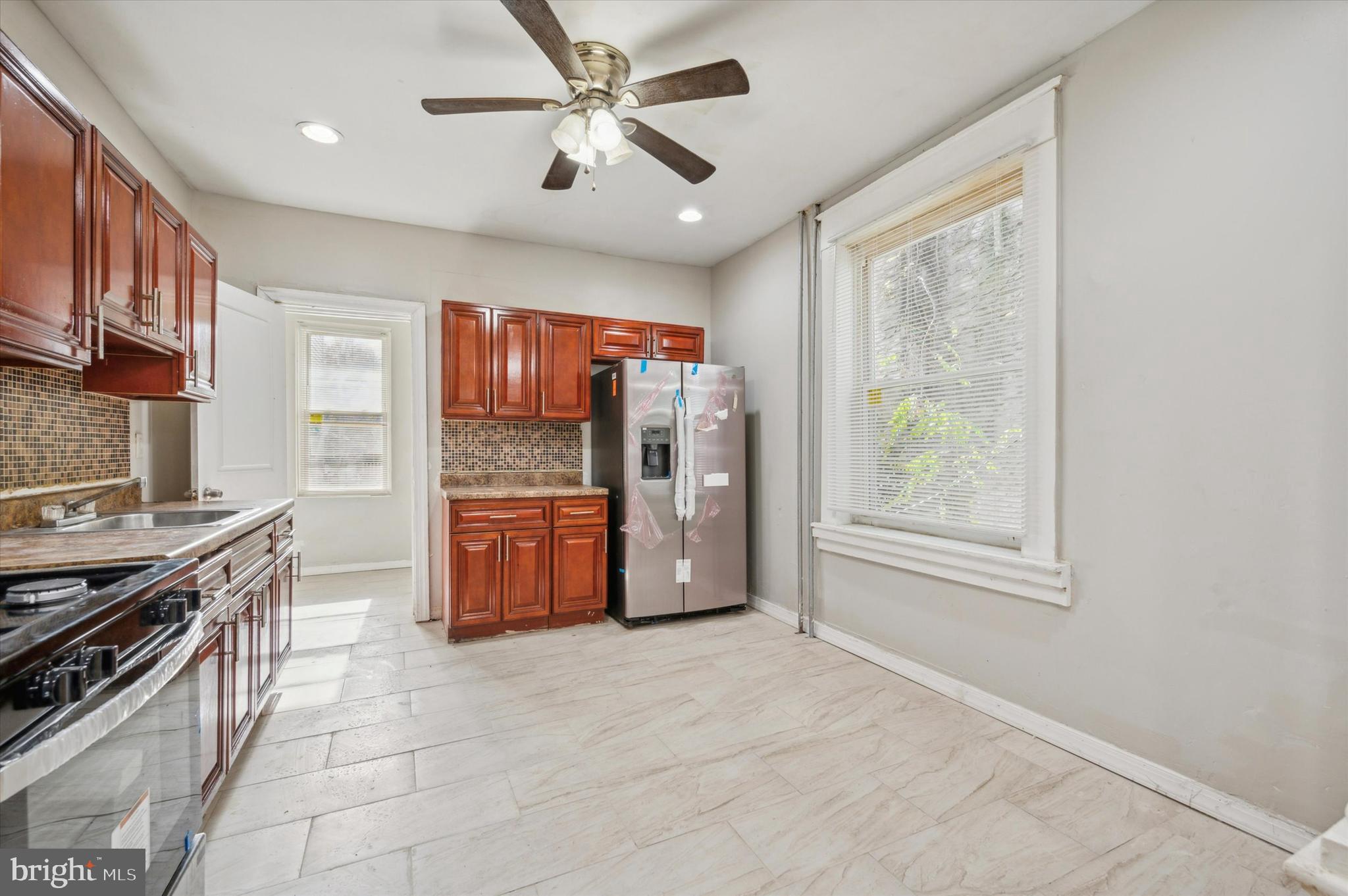 PHILADELPHIA (WEST) - Residential