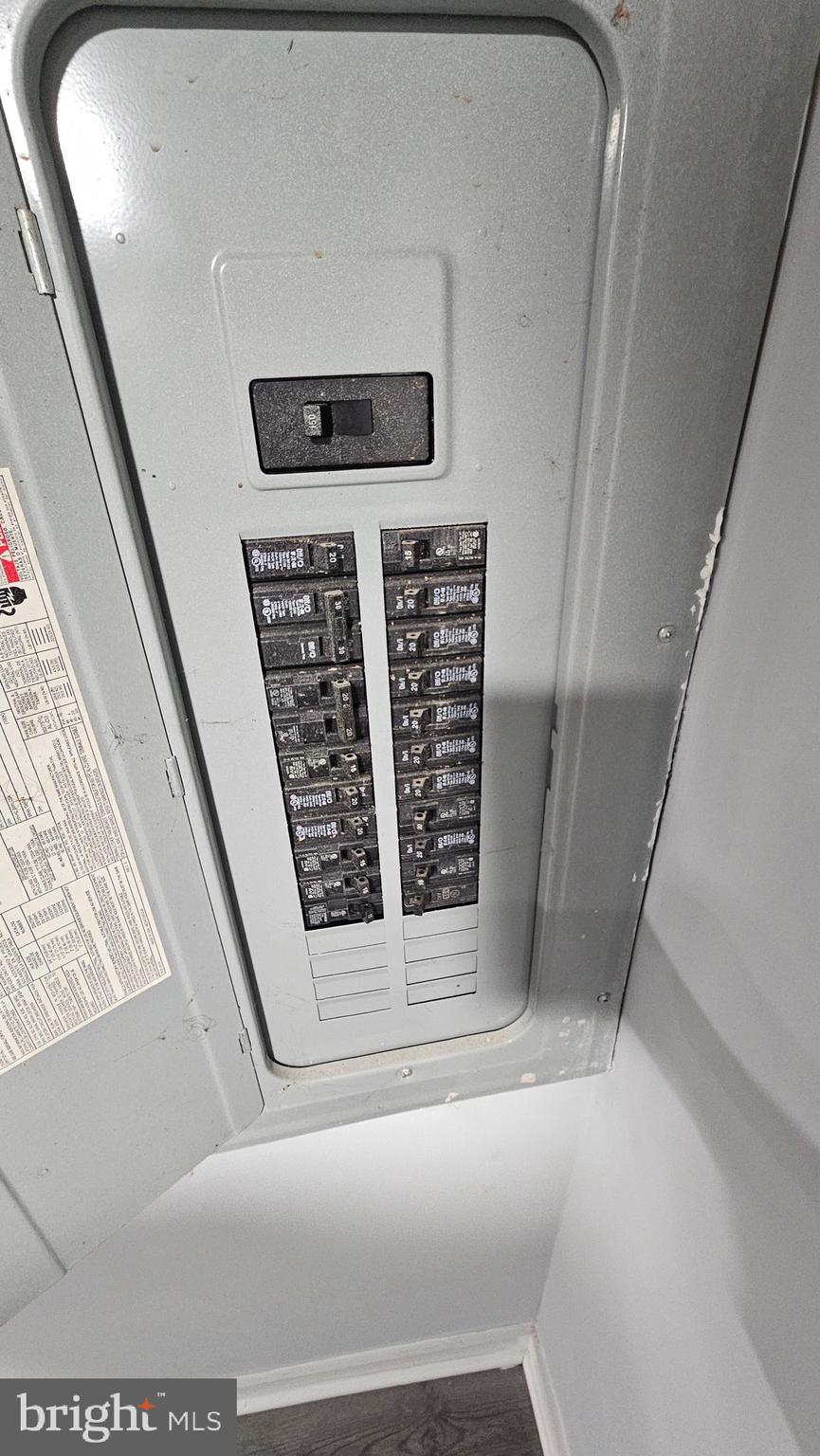 LAWNDALE - Residential